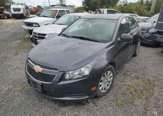 2011 CHEVROLET CRUZE LS