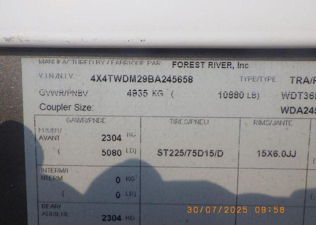 2011 Enclosed Trailer WILDWOOD