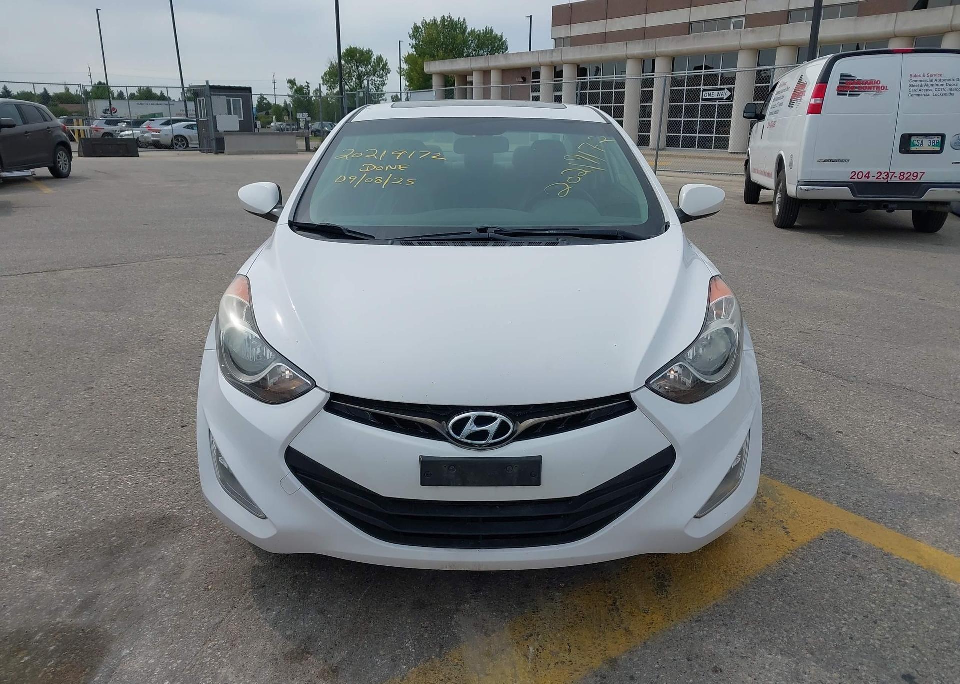 2013 HYUNDAI elantra se