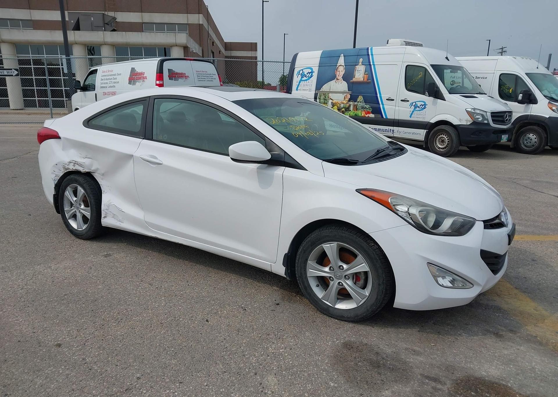 2013 HYUNDAI elantra se