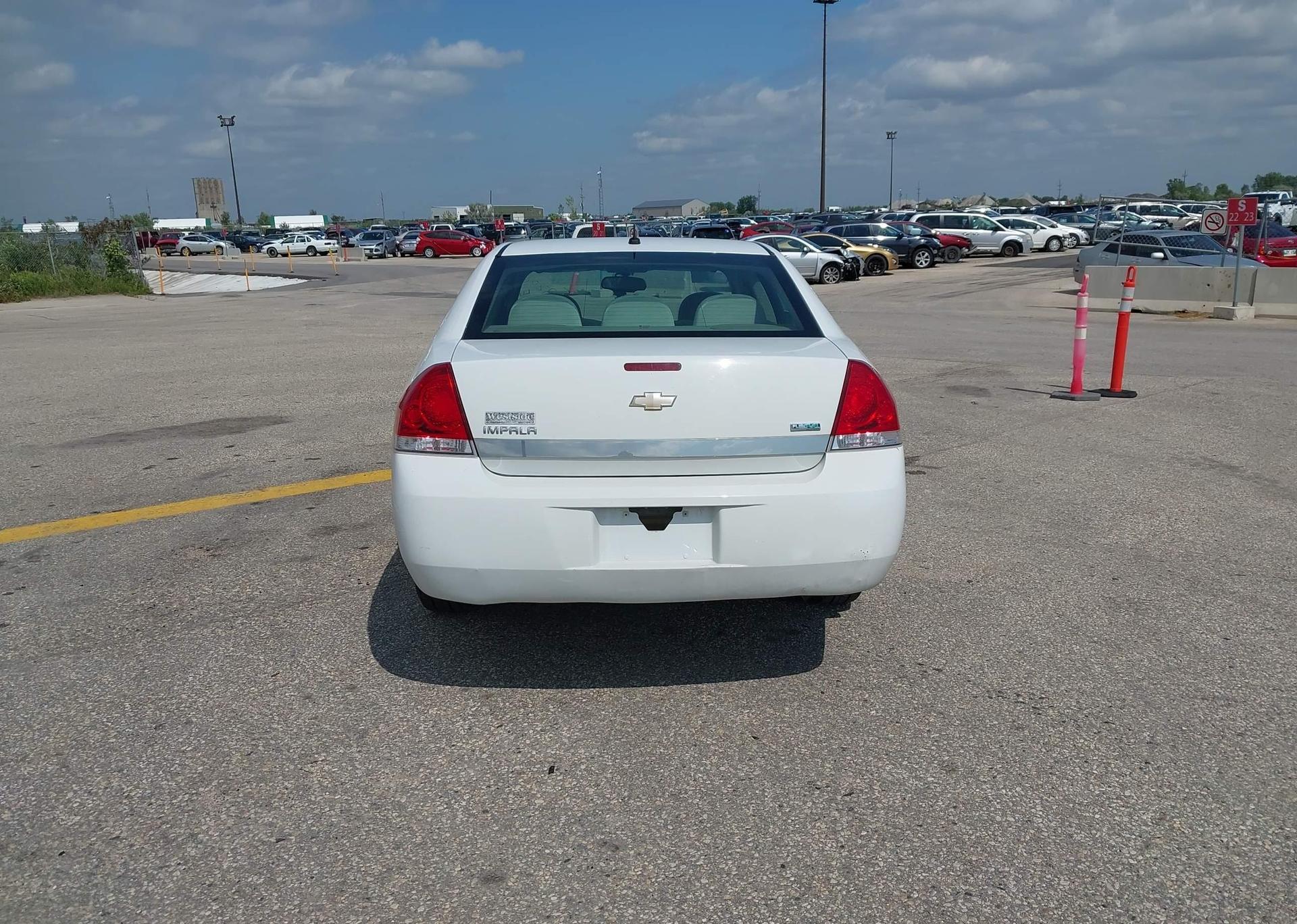 2011 CHEVROLET IMPALA LS V6