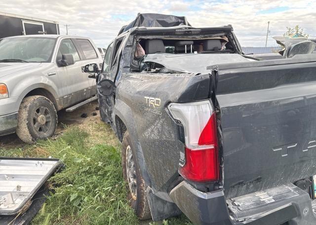 2024 TOYOTA TACOMA DOUBLE CAB