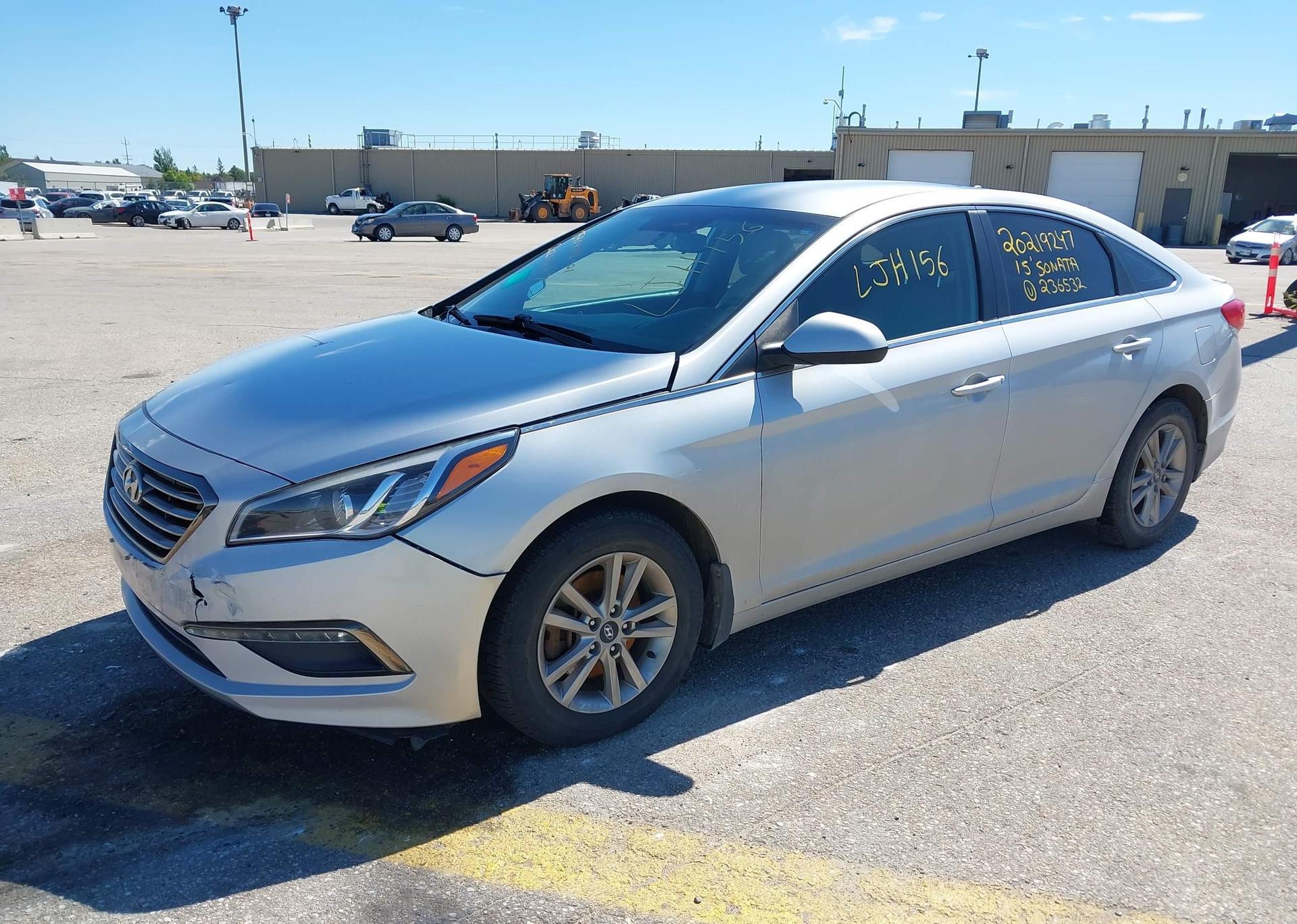 2015 HYUNDAI SONATA GL