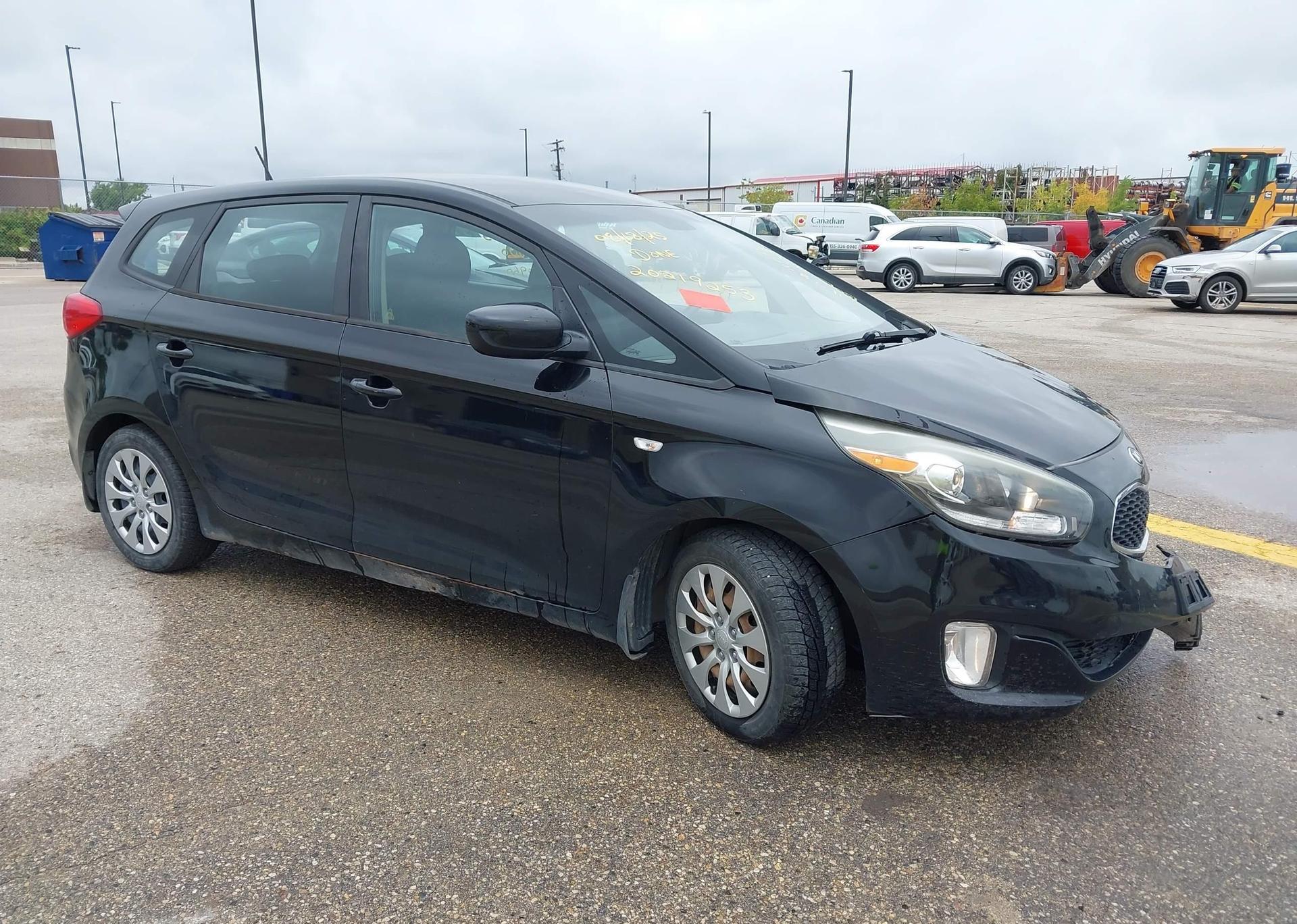 2016 KIA RONDO EX