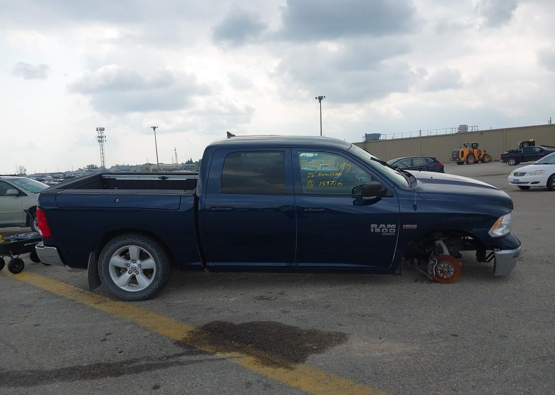 2022 DODGE RAM 1500 SLT CREW CAB