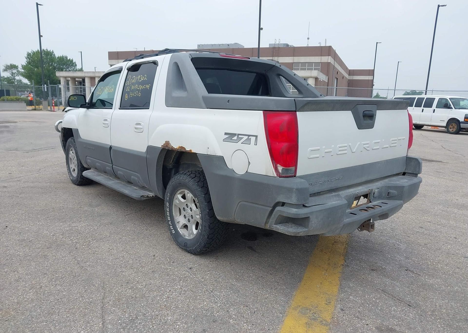 2002 CHEVROLET AVALANCHE 1500