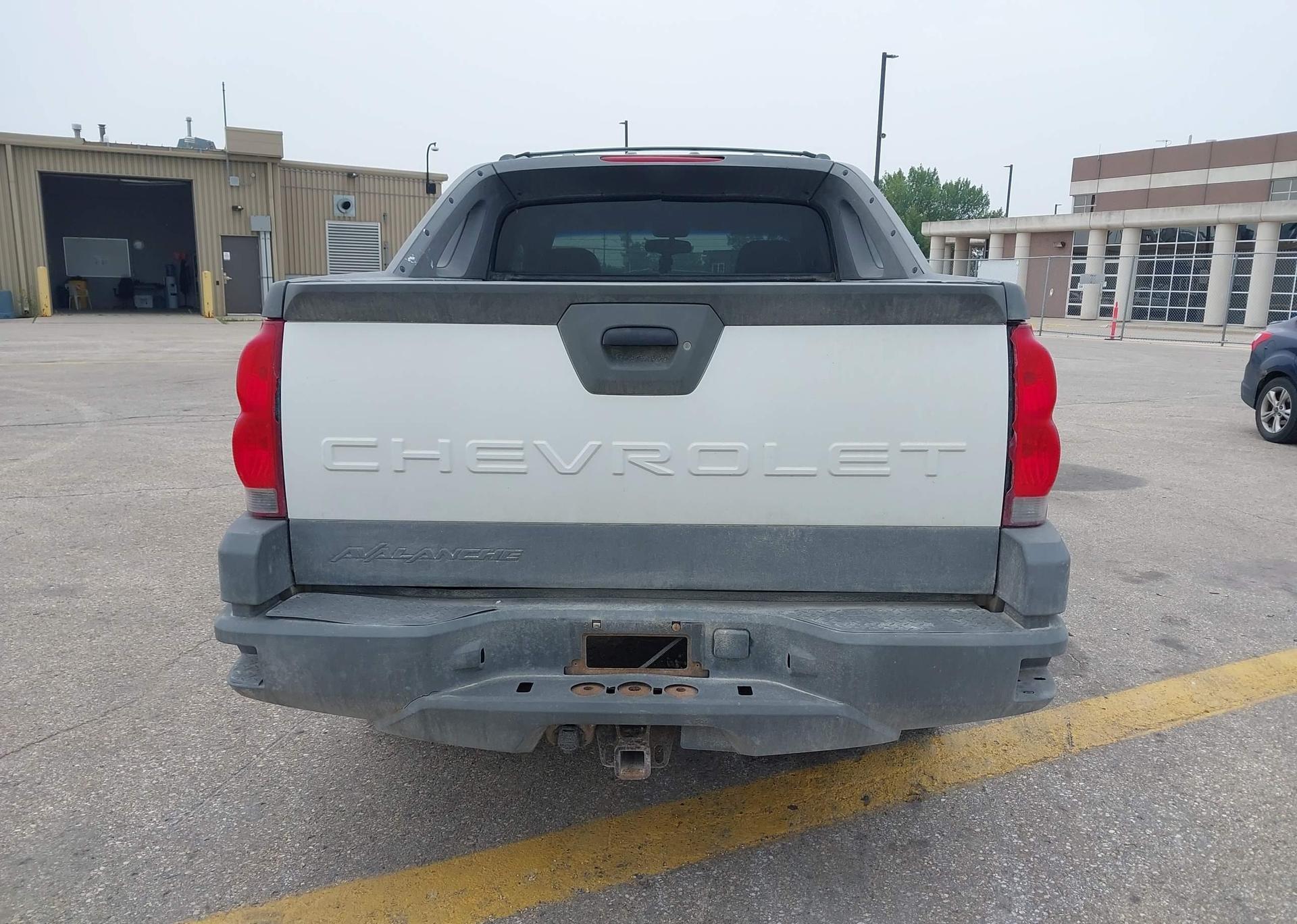 2002 CHEVROLET AVALANCHE 1500