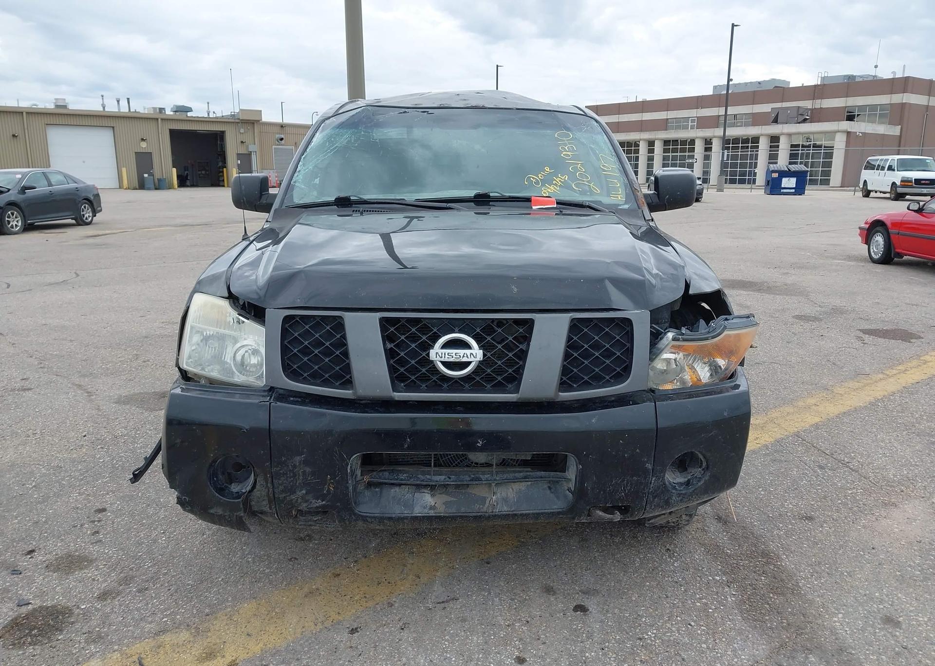 2006 NISSAN TITAN 5.6 LE CREW CAB