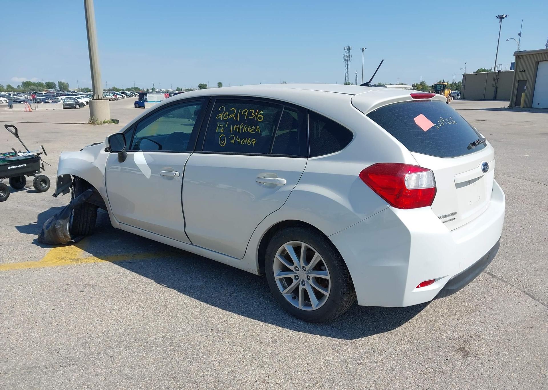 2012 SUBARU impreza 2.0I