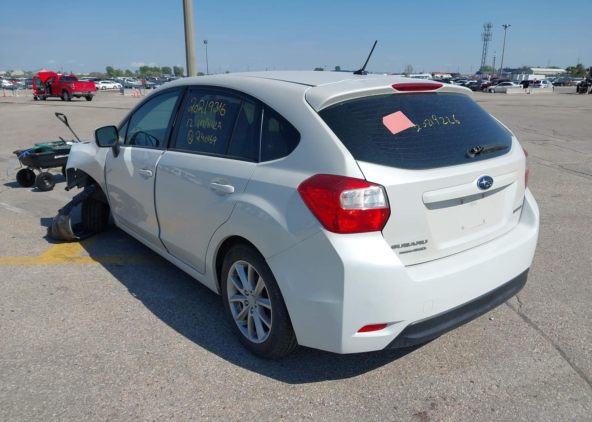 2012 SUBARU impreza 2.0I