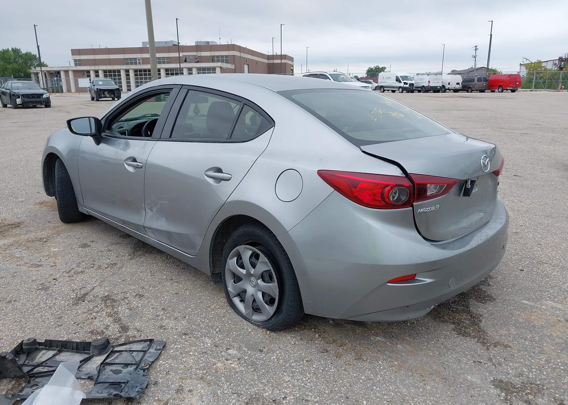 2014 MAZDA MAZDA3 GS SKY