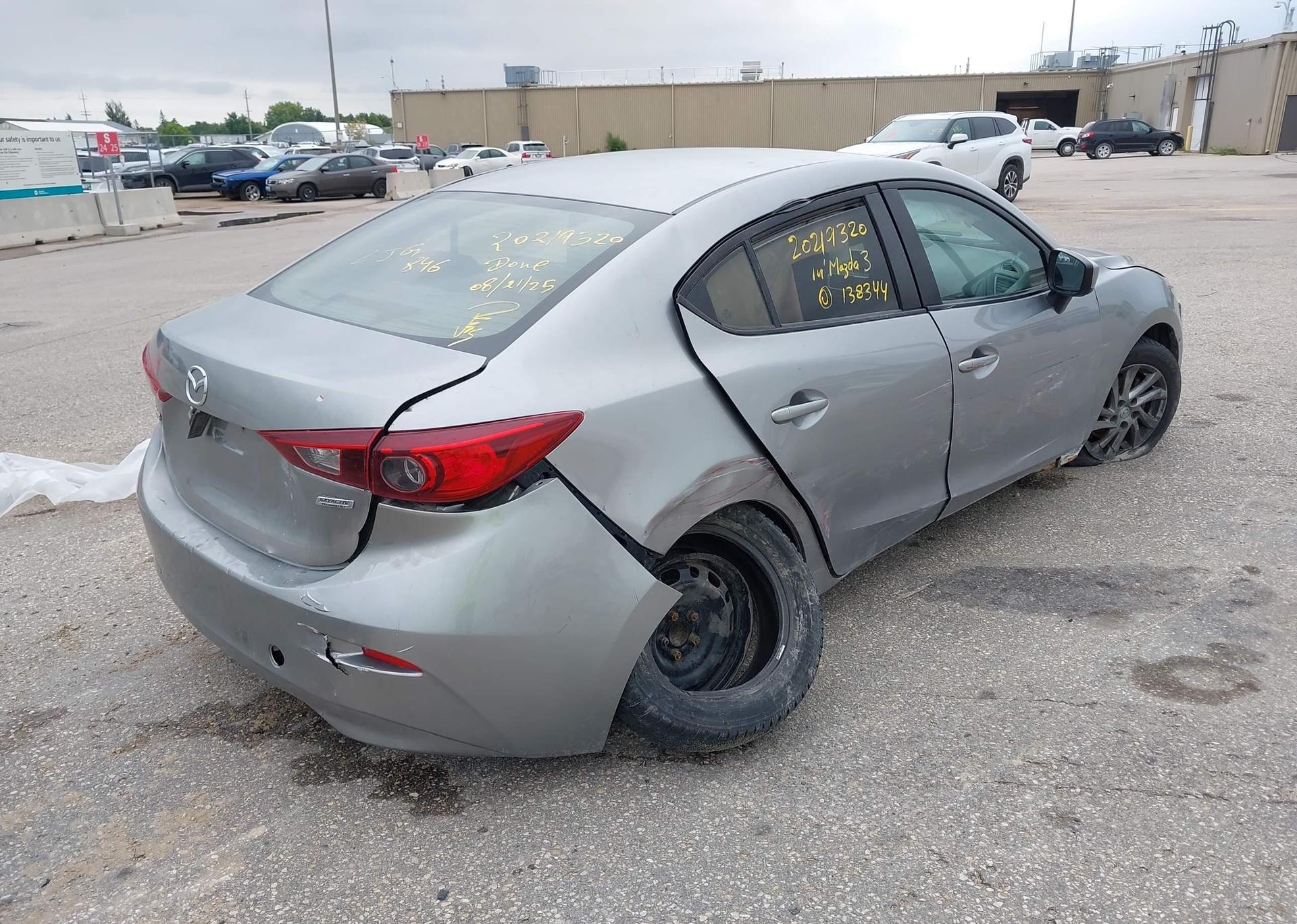 2014 MAZDA MAZDA3 GS SKY