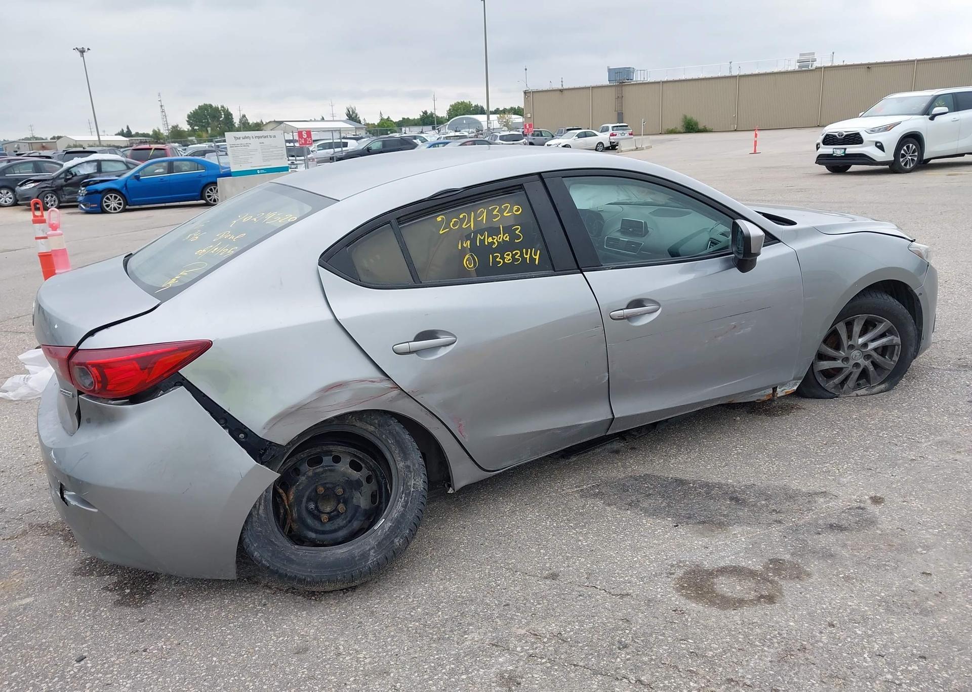 2014 MAZDA MAZDA3 GS SKY