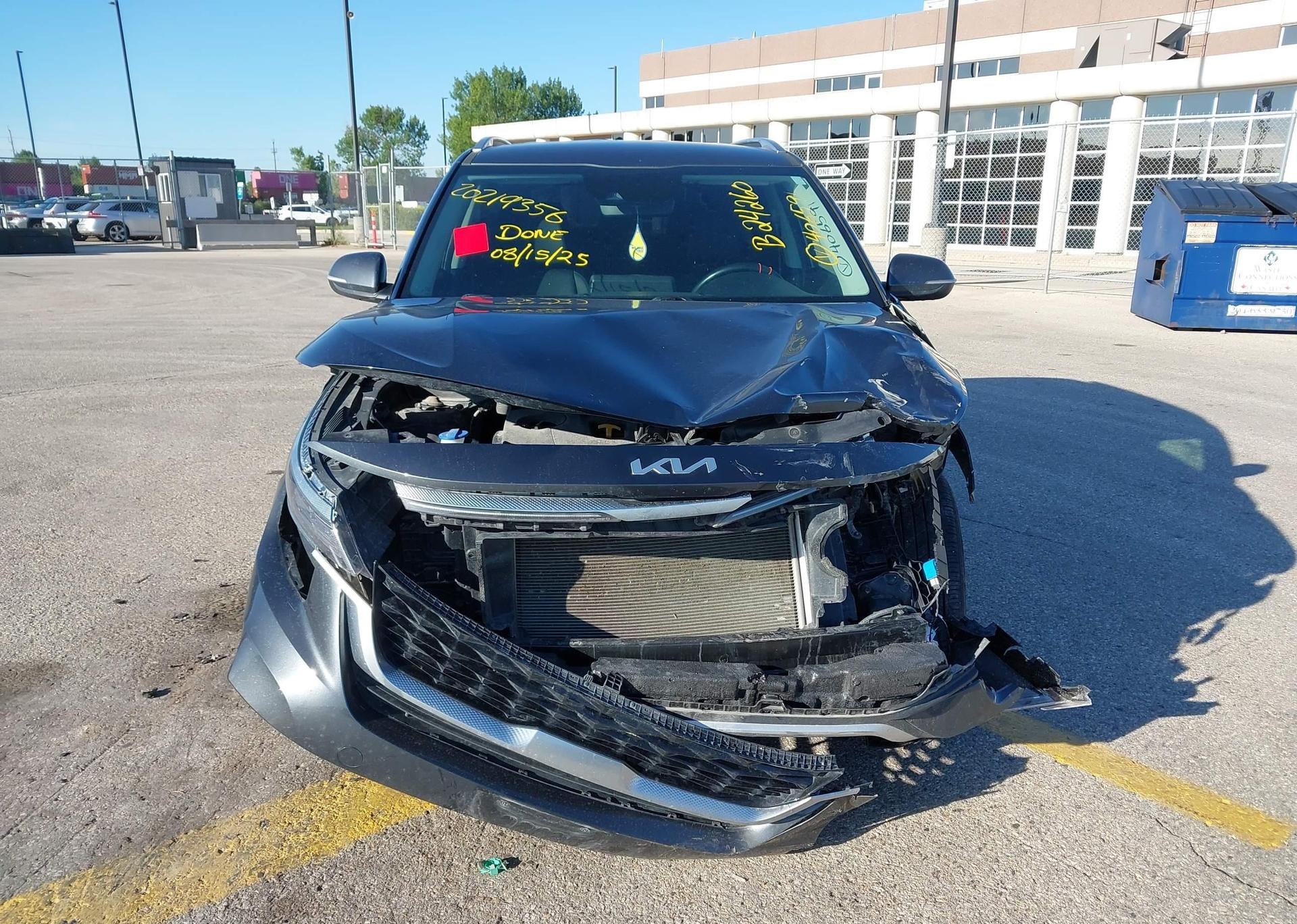 2023 KIA SELTOS EX