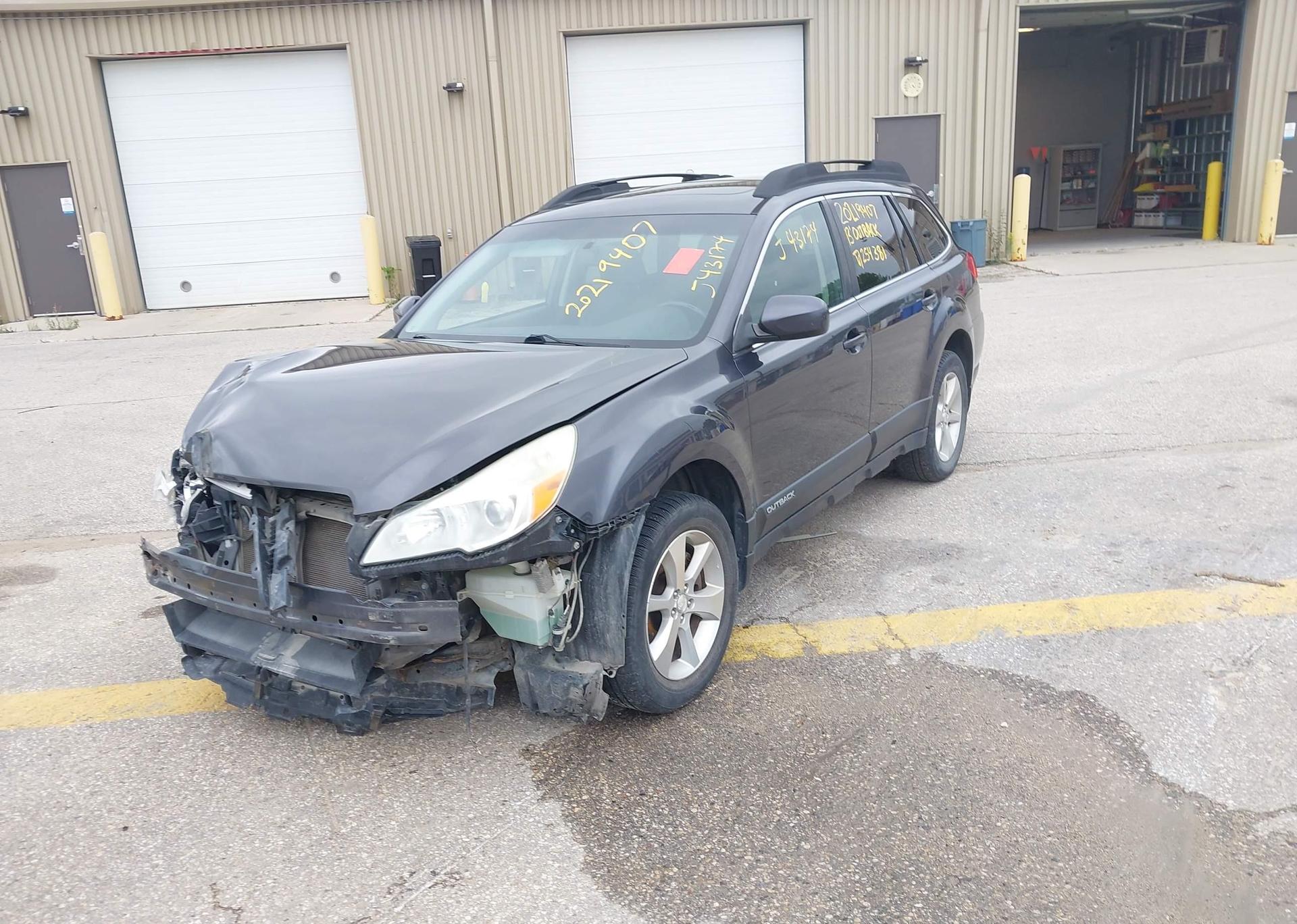 2013 SUBARU OUTBACK 3.6R