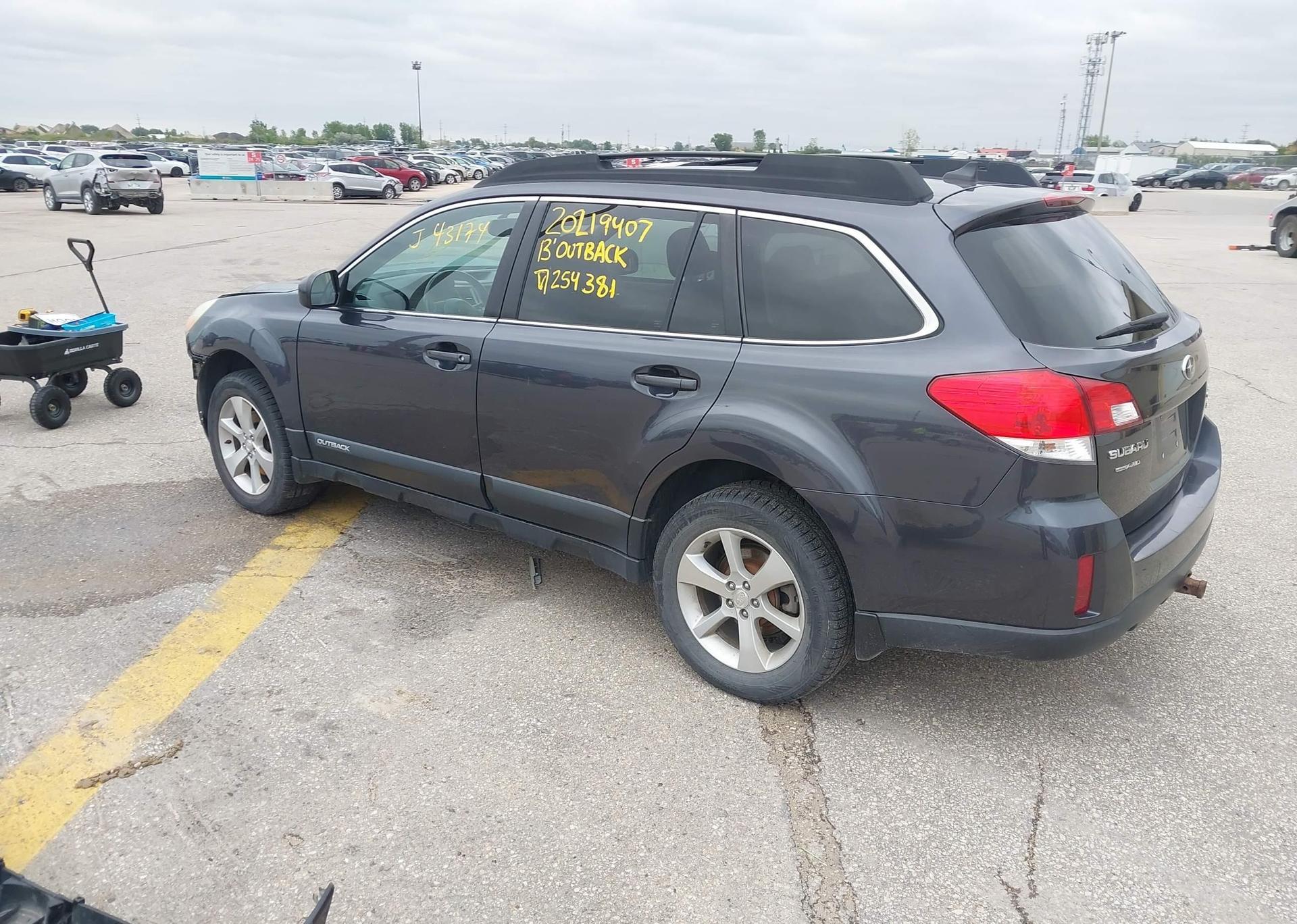 2013 SUBARU OUTBACK 3.6R