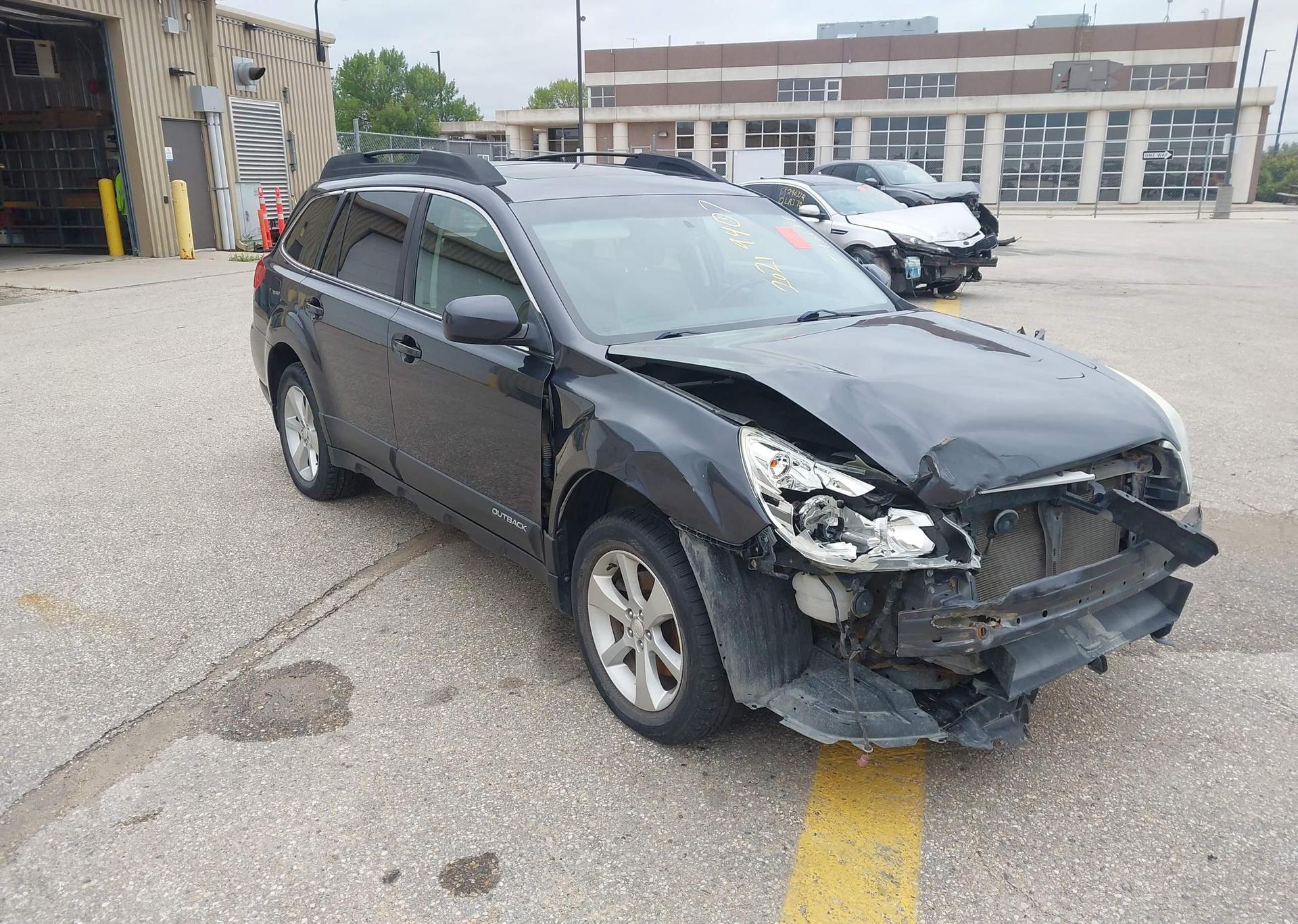 2013 SUBARU OUTBACK 3.6R
