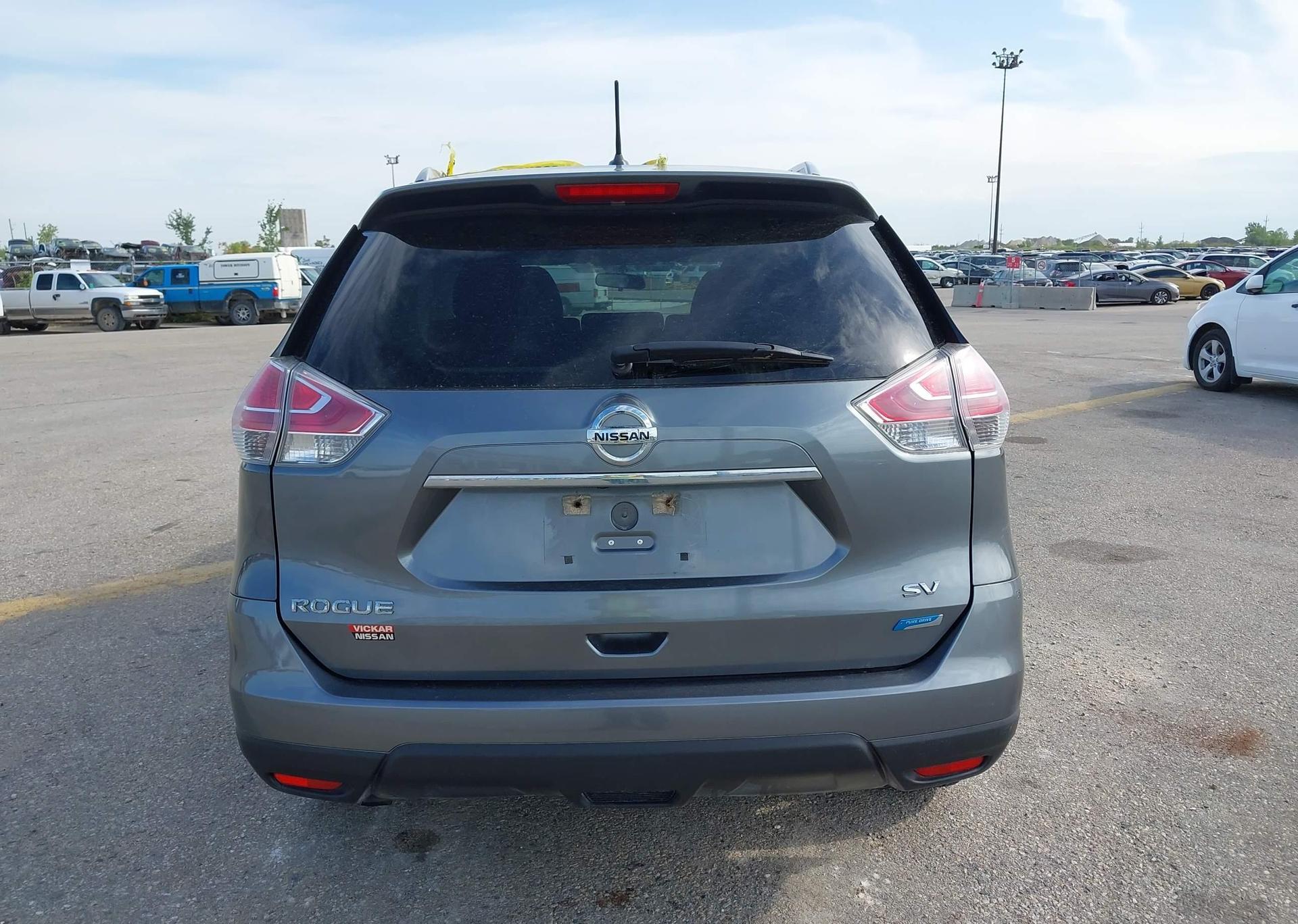 2014 NISSAN ROGUE SV