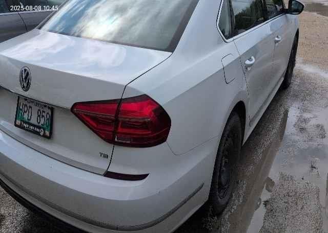 2016 VOLKSWAGEN PASSAT SEL