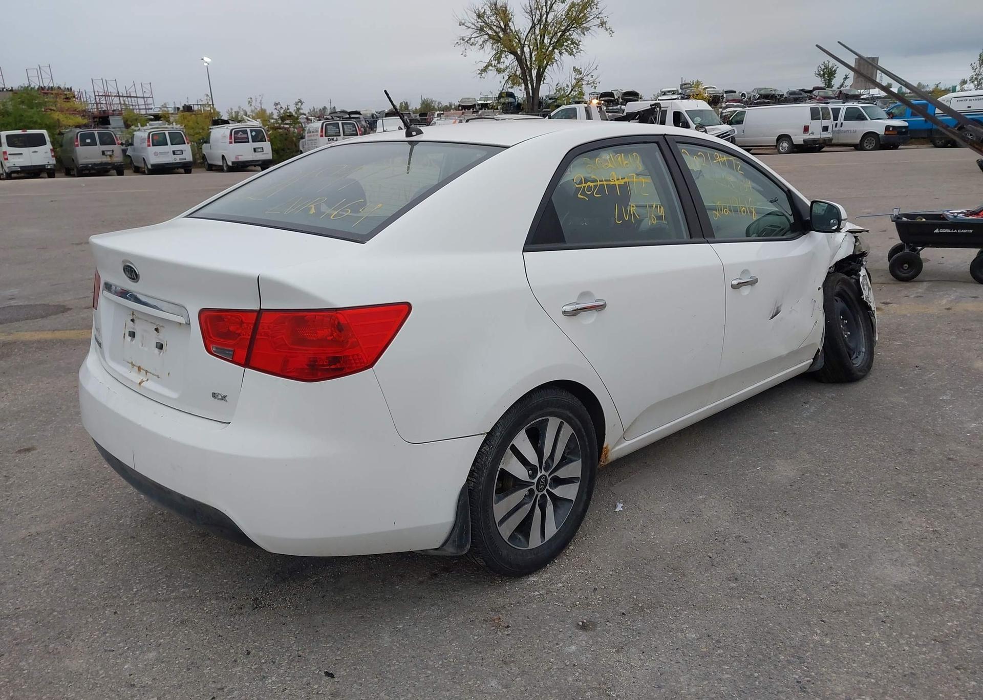 2013 KIA FORTE EX