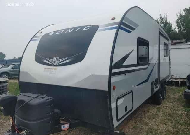 2022 TRAILER Enclosed Trailer