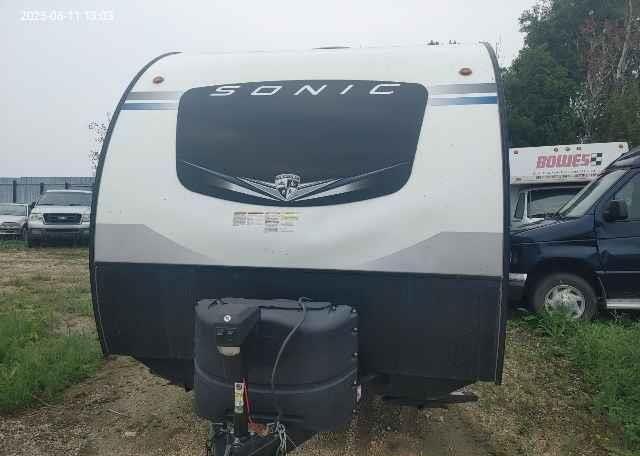 2022 TRAILER Enclosed Trailer