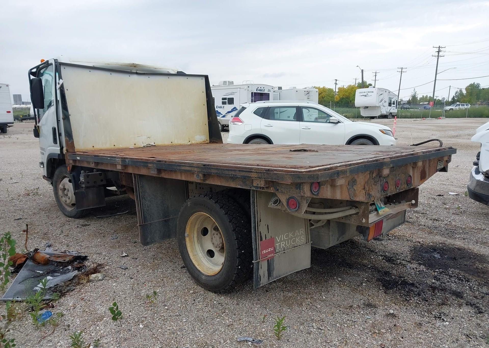 2014 ISUZU NPR