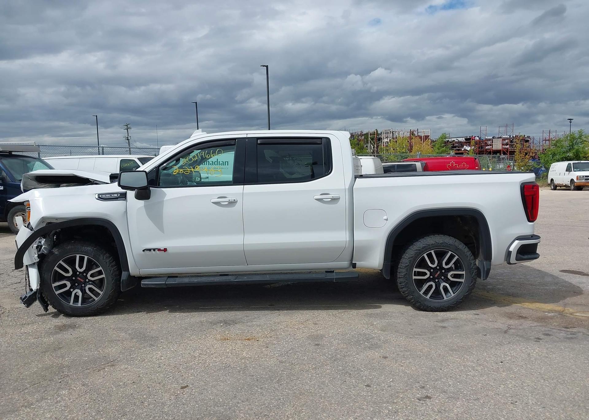 2020 GMC SIERRA 1500 AT4 CREW CAB