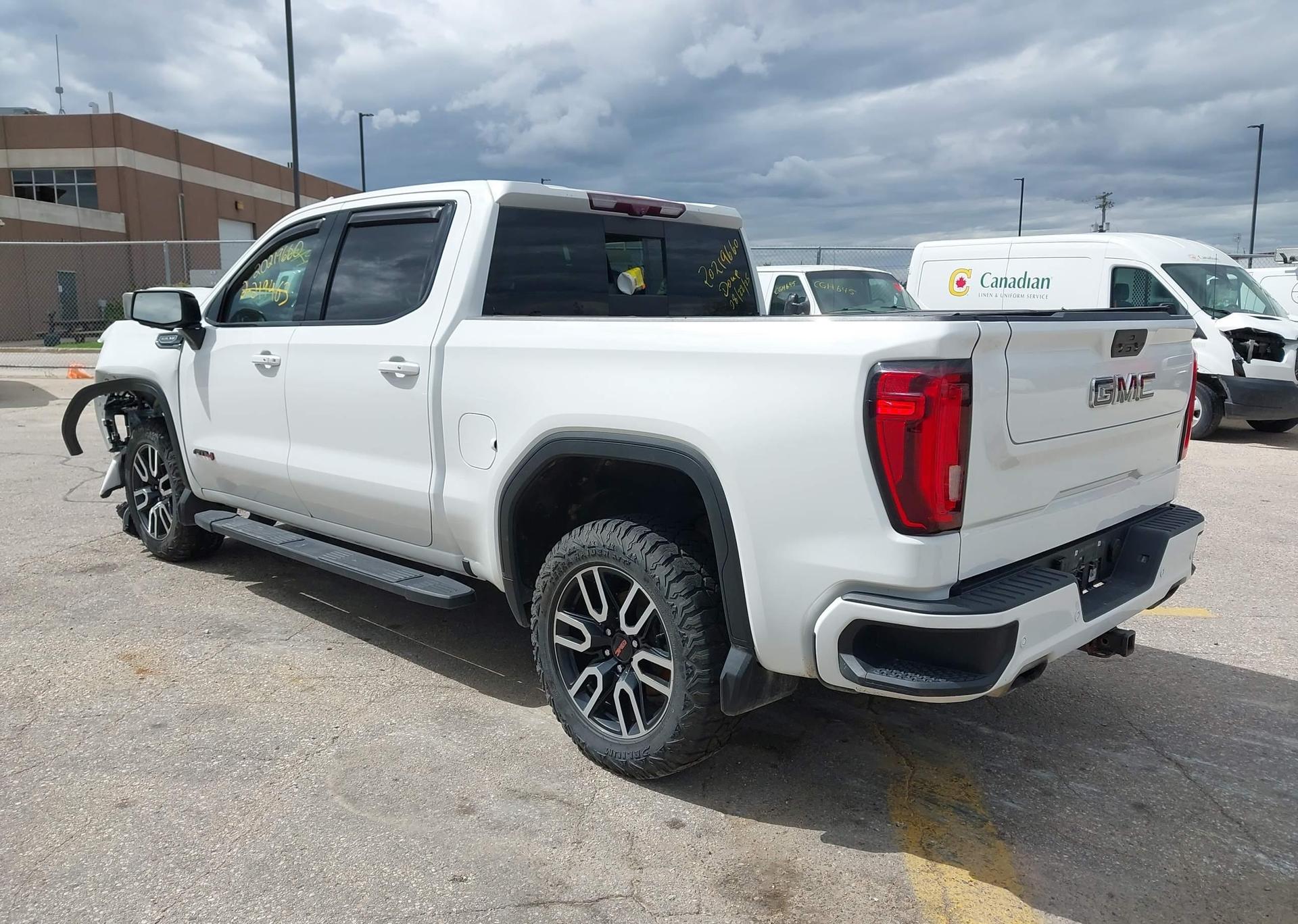 2020 GMC SIERRA 1500 AT4 CREW CAB