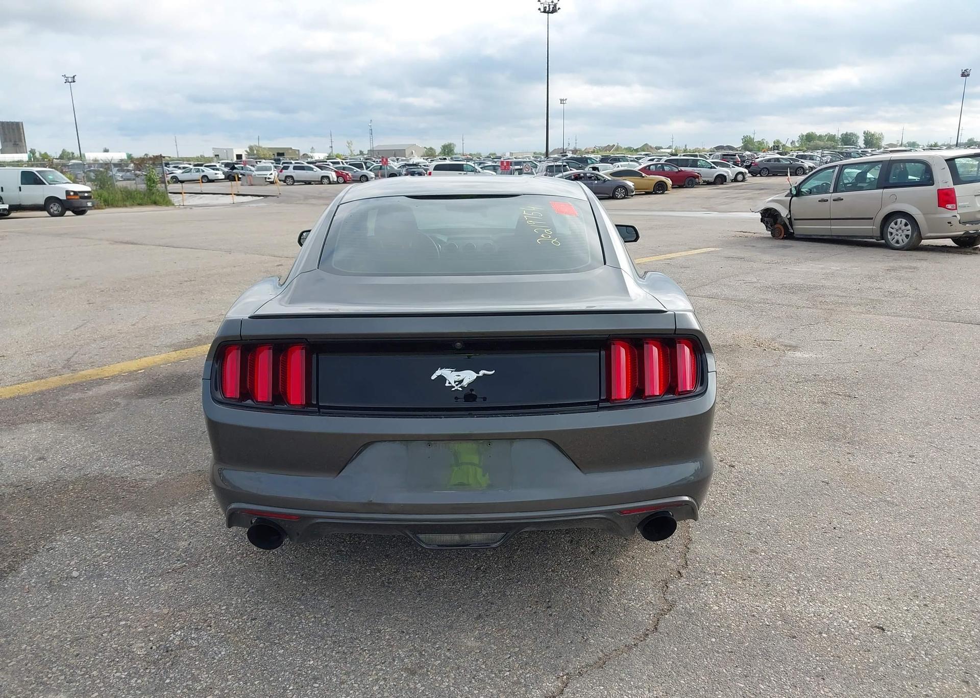 2015 FORD MUSTANG