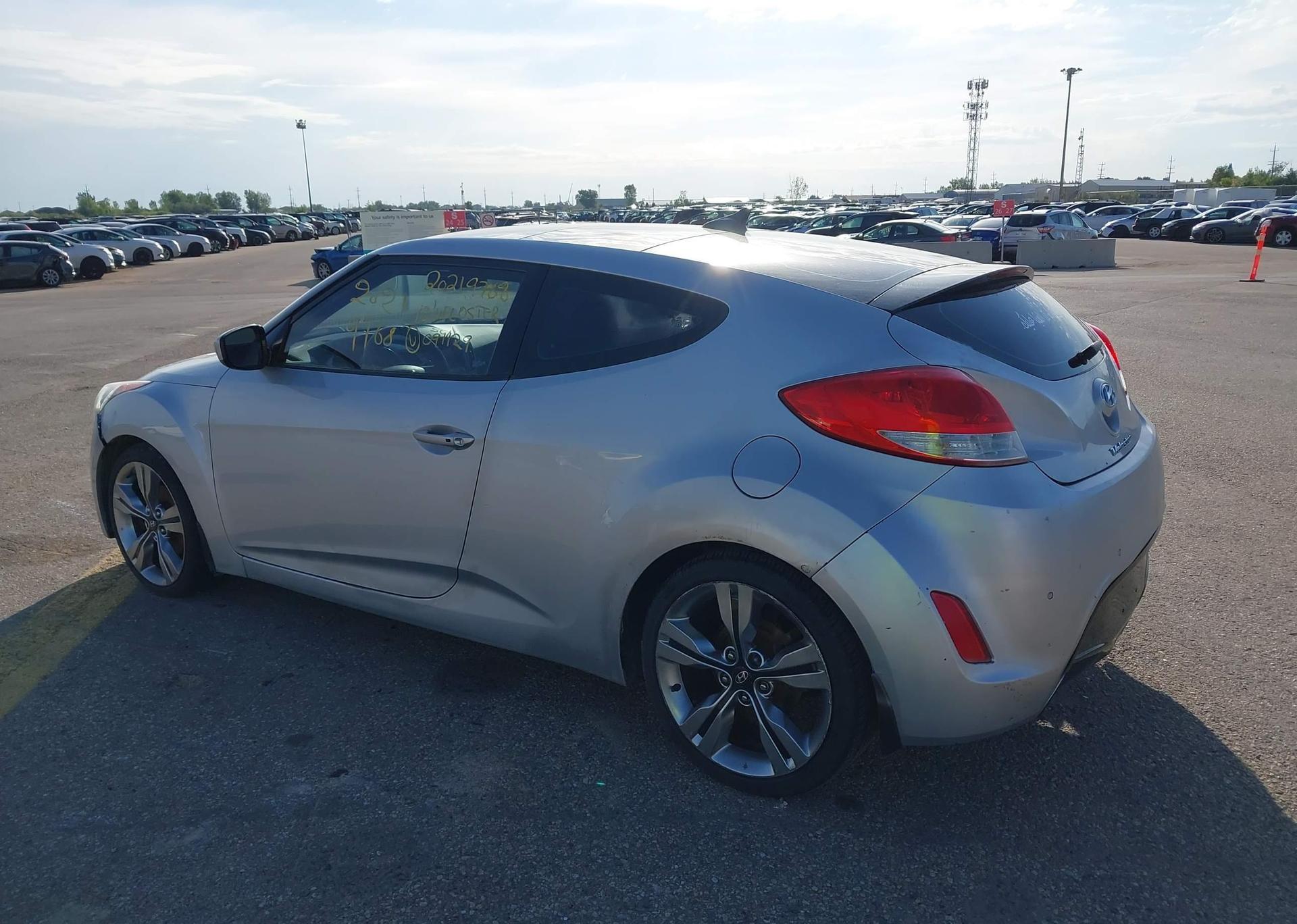 2013 HYUNDAI VELOSTER