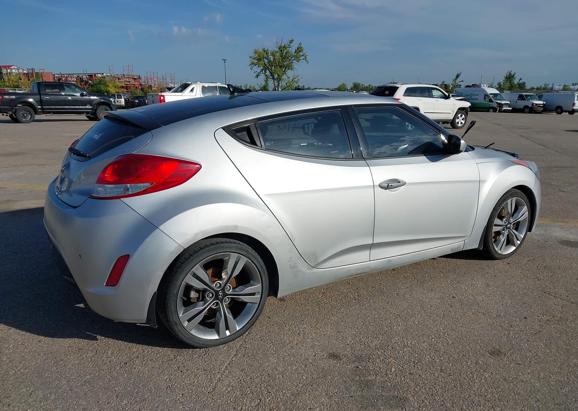 2013 HYUNDAI VELOSTER