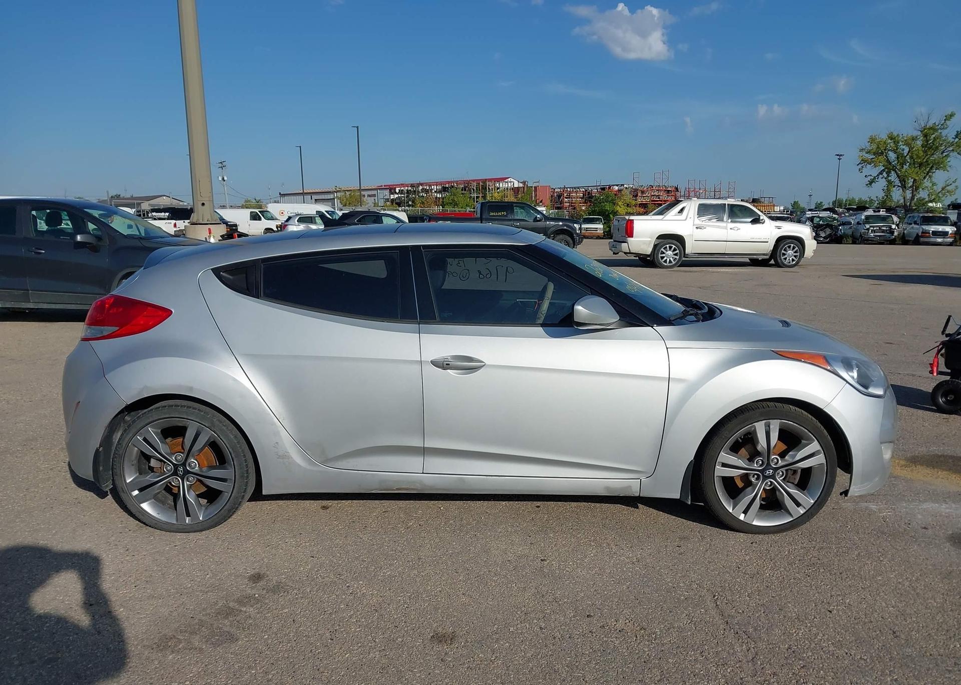 2013 HYUNDAI VELOSTER