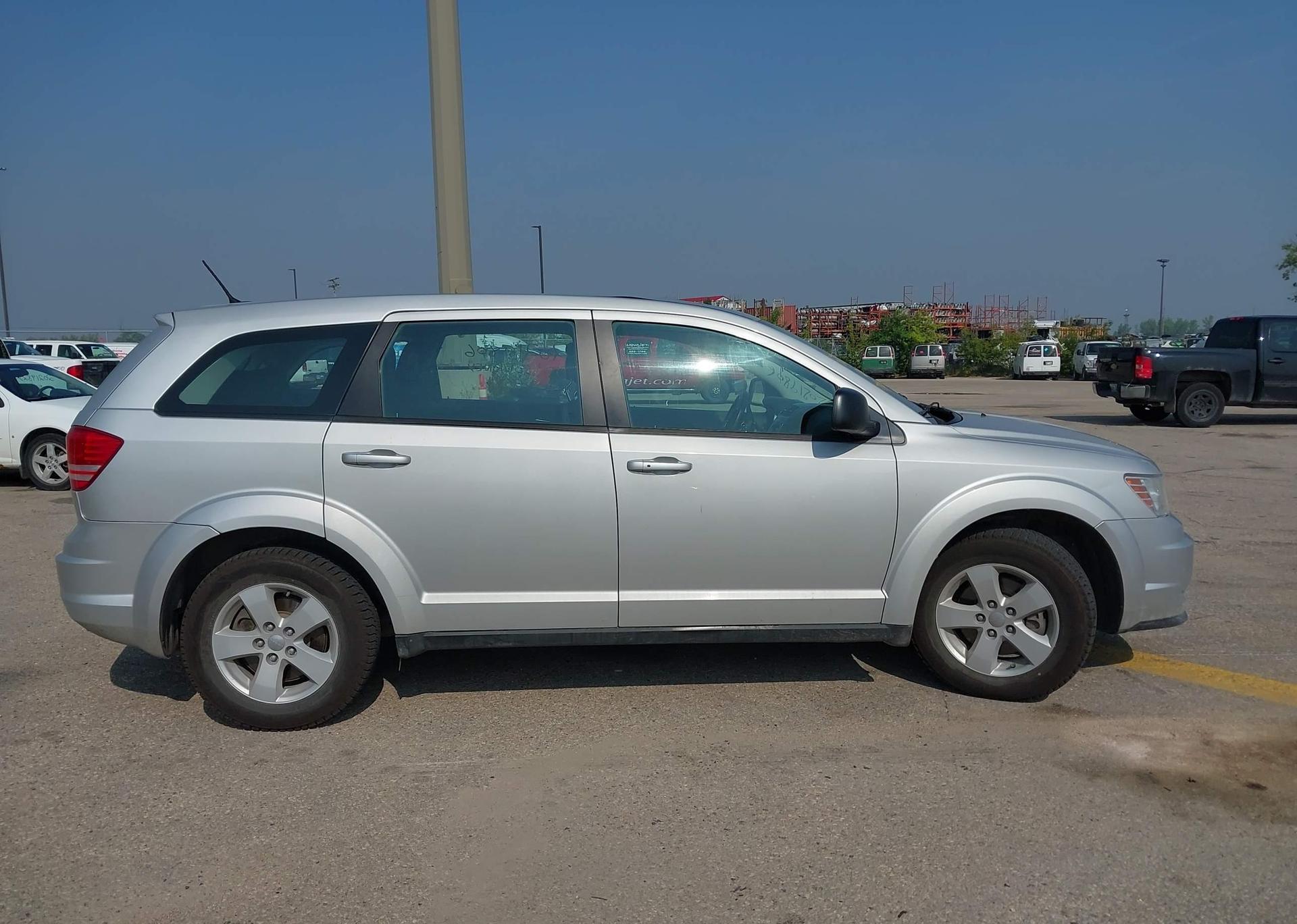 2013 DODGE JOURNEY SE