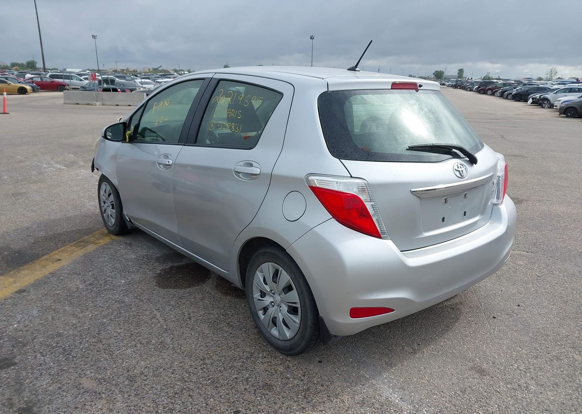 2012 TOYOTA YARIS LE