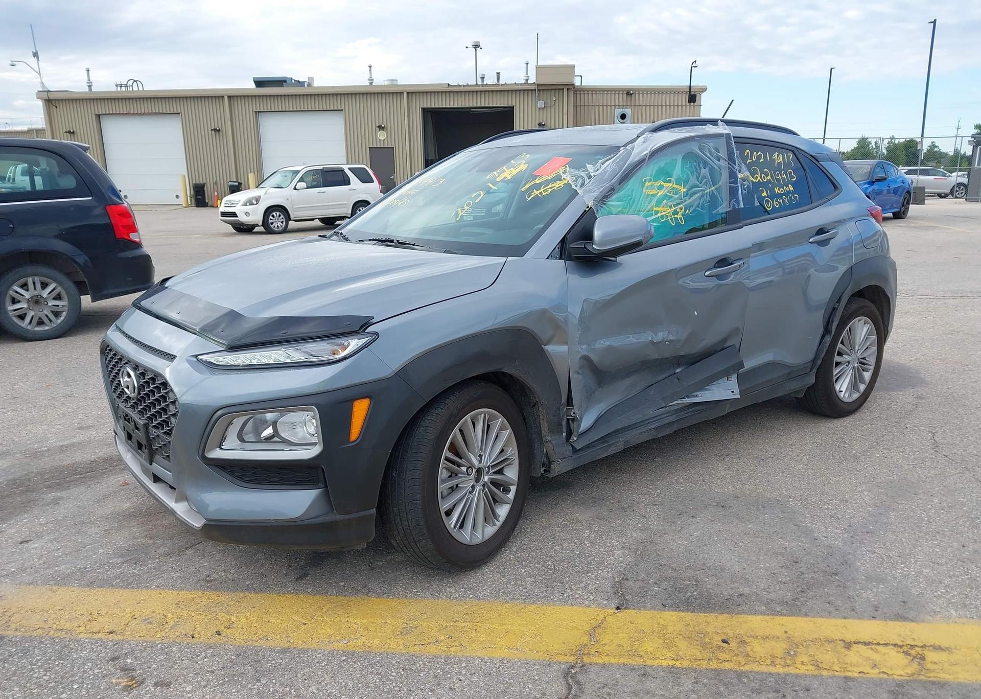 2021 HYUNDAI KONA LUXURY