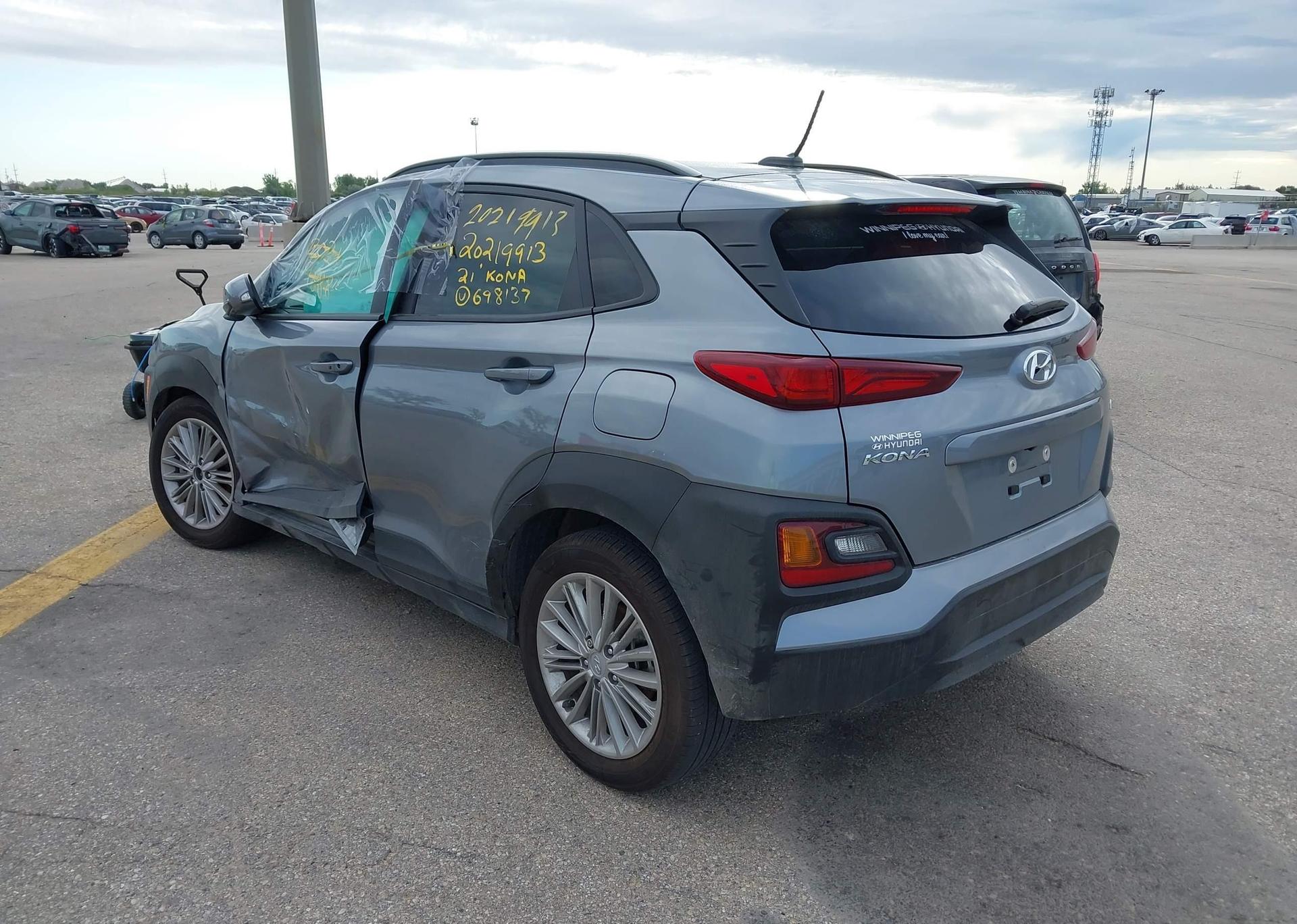 2021 HYUNDAI KONA LUXURY