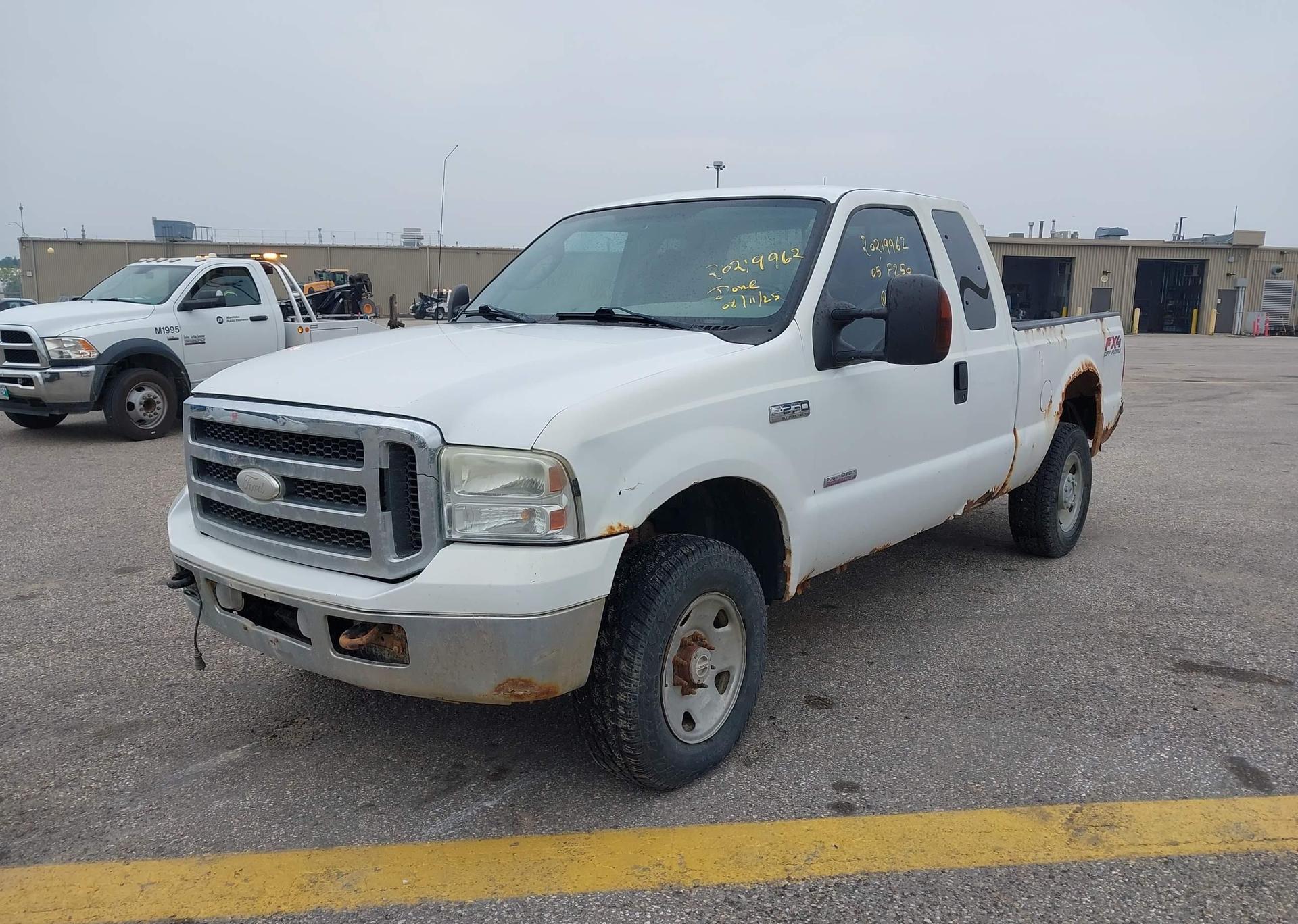2005 FORD F250 SD XLT SUPERCAB