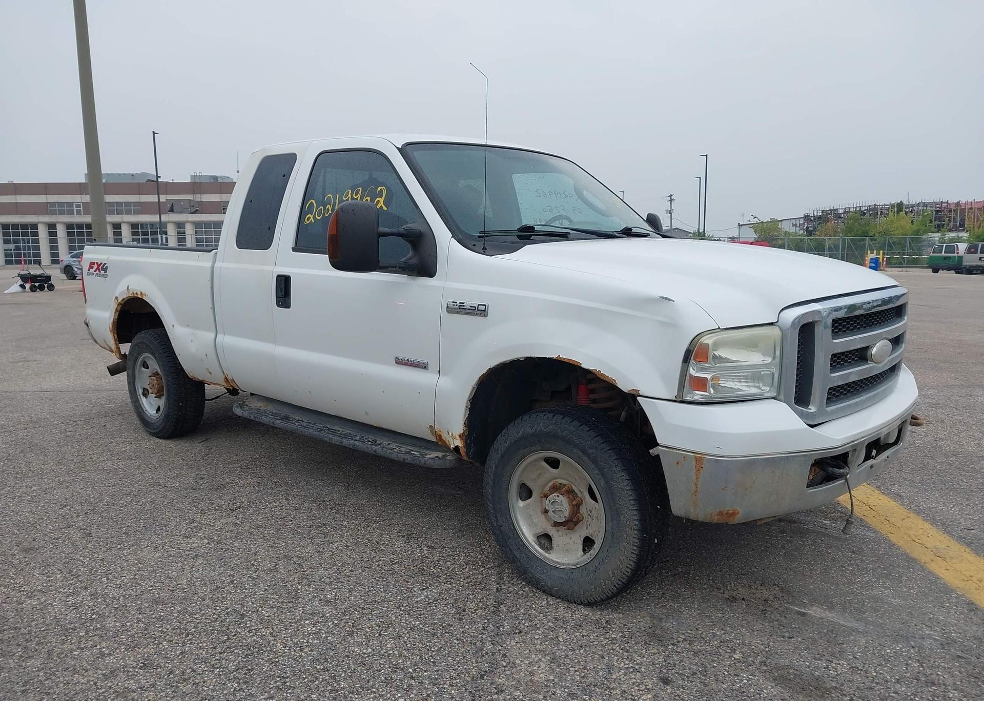 2005 FORD F250 SD XLT SUPERCAB