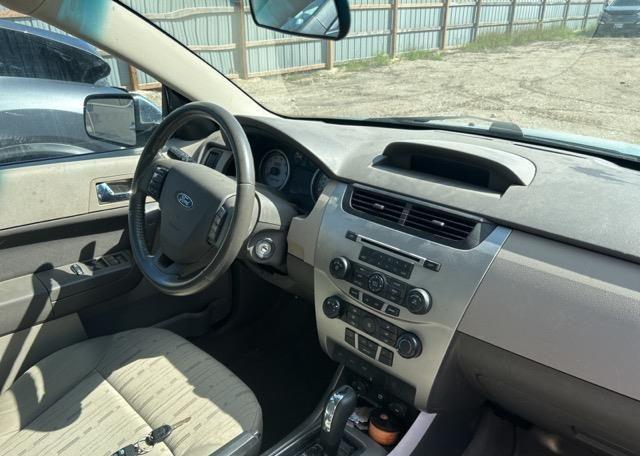 2009 FORD FOCUS SE