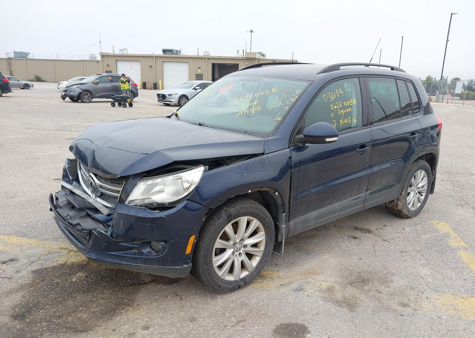 2011 VOLKSWAGEN TIGUAN 2.0 TSI