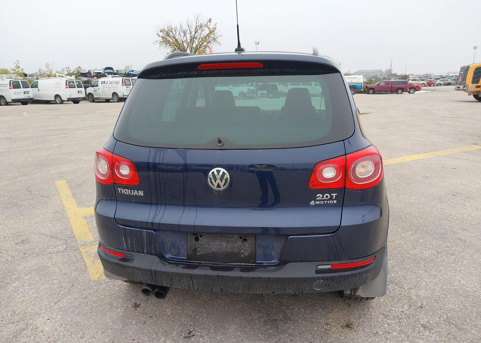 2011 VOLKSWAGEN TIGUAN 2.0 TSI