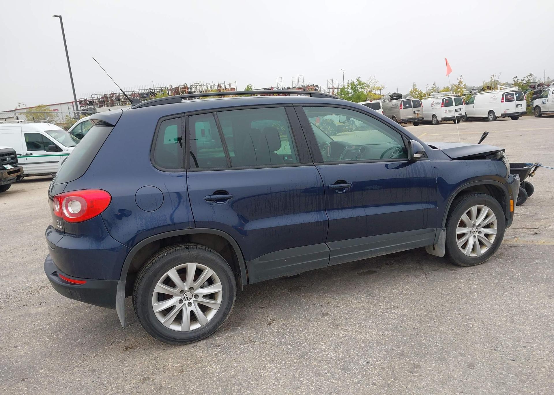 2011 VOLKSWAGEN TIGUAN 2.0 TSI