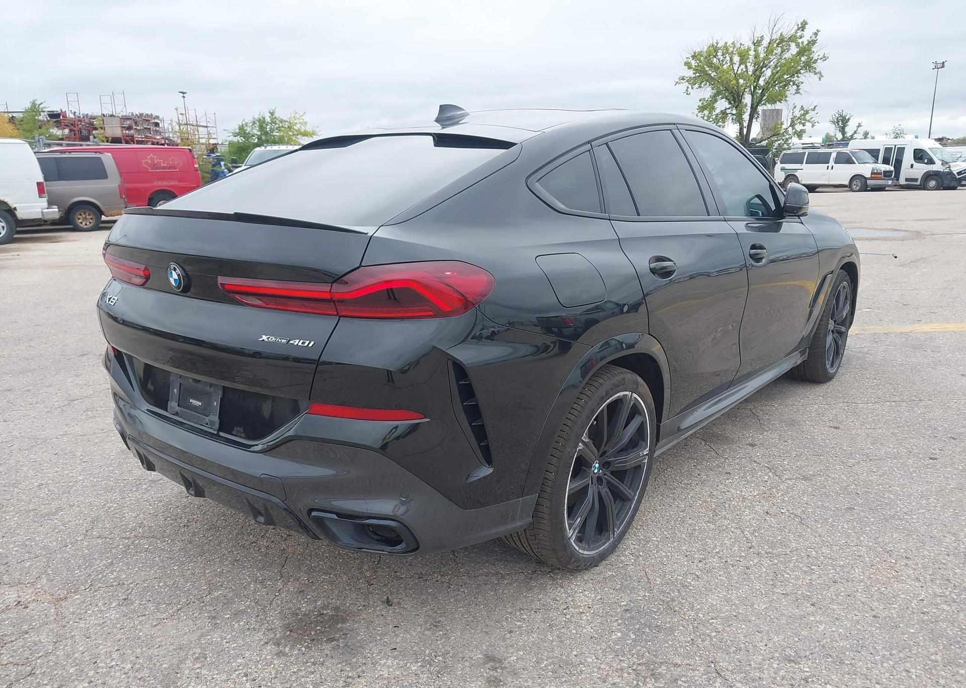 2021 BMW X6 40I