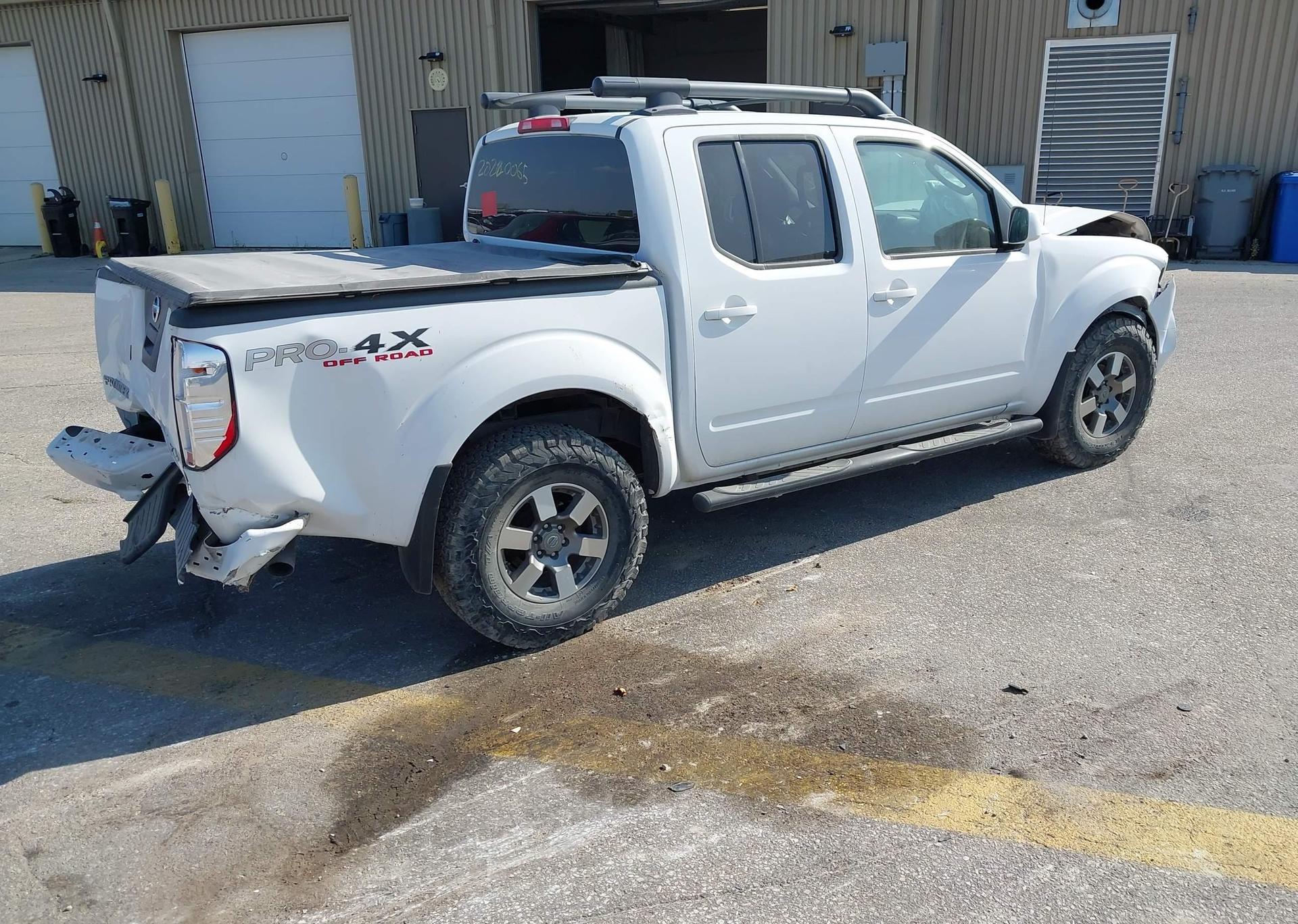 2009 NISSAN FRONTIER PRO-4X CREW CAB V6