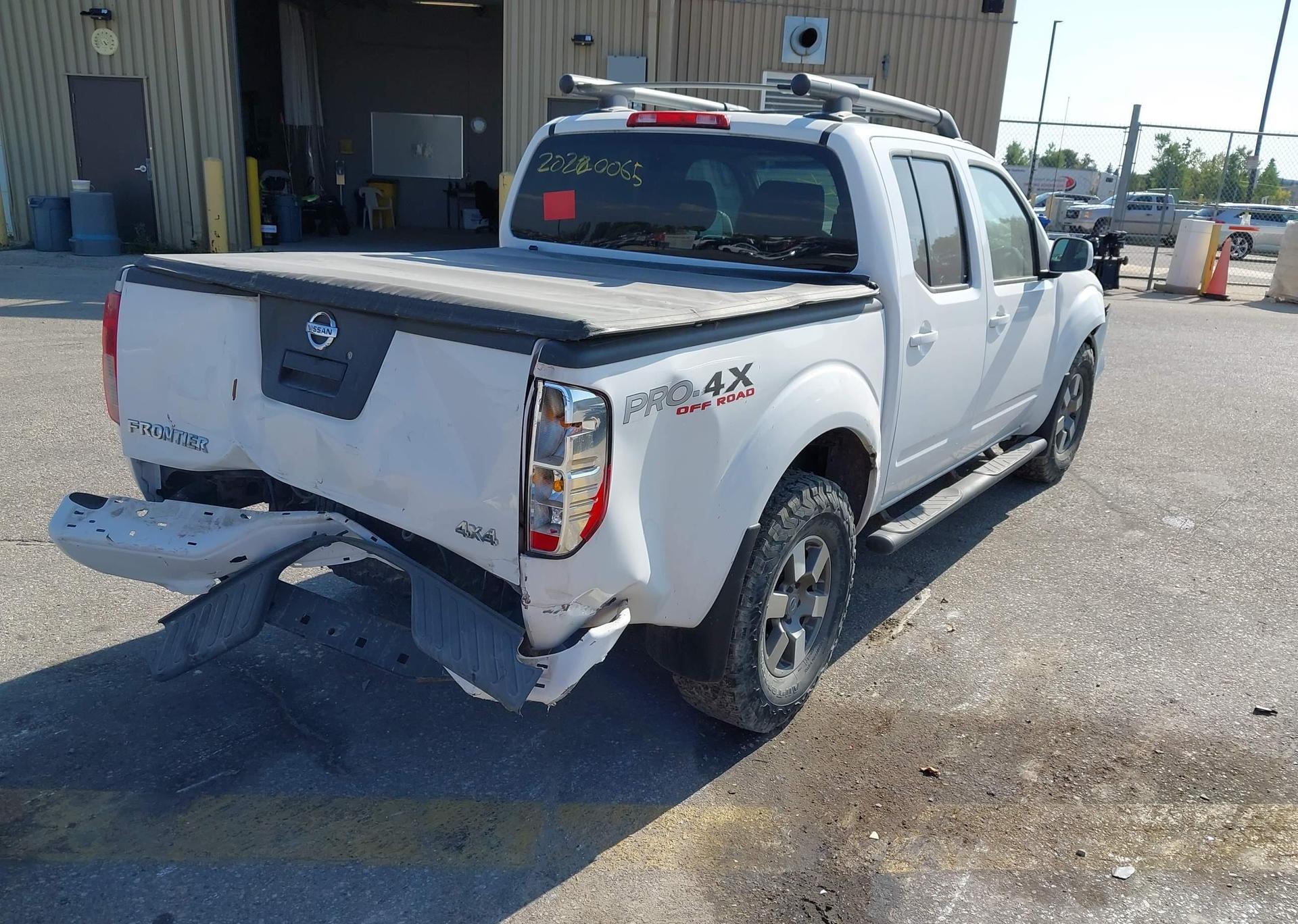 2009 NISSAN FRONTIER PRO-4X CREW CAB V6
