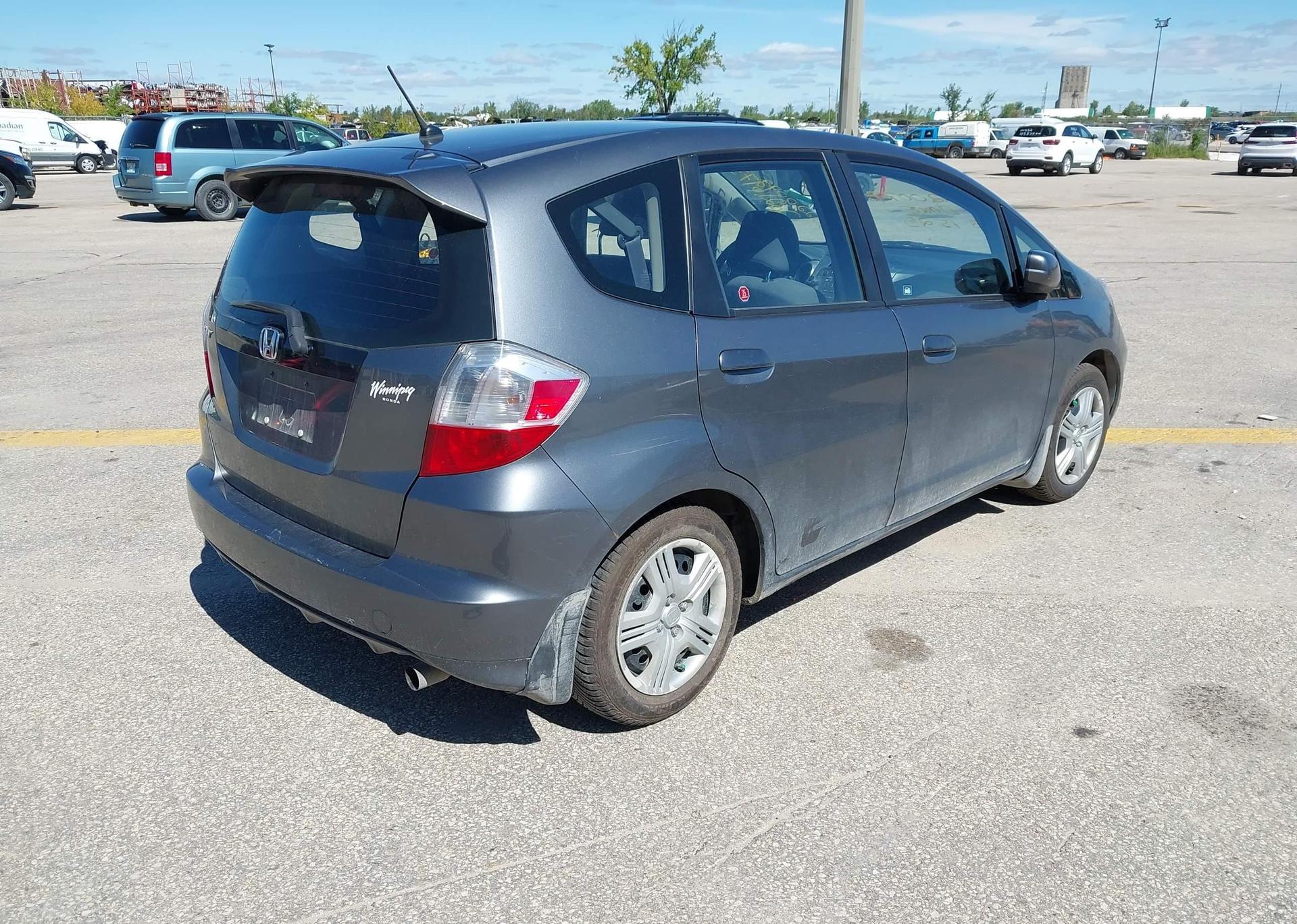 2012 HONDA FIT LX