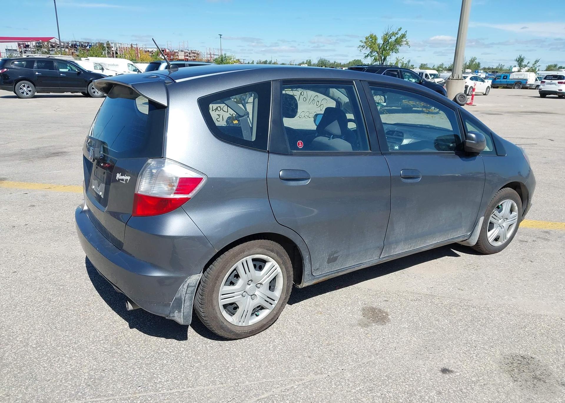 2012 HONDA FIT LX