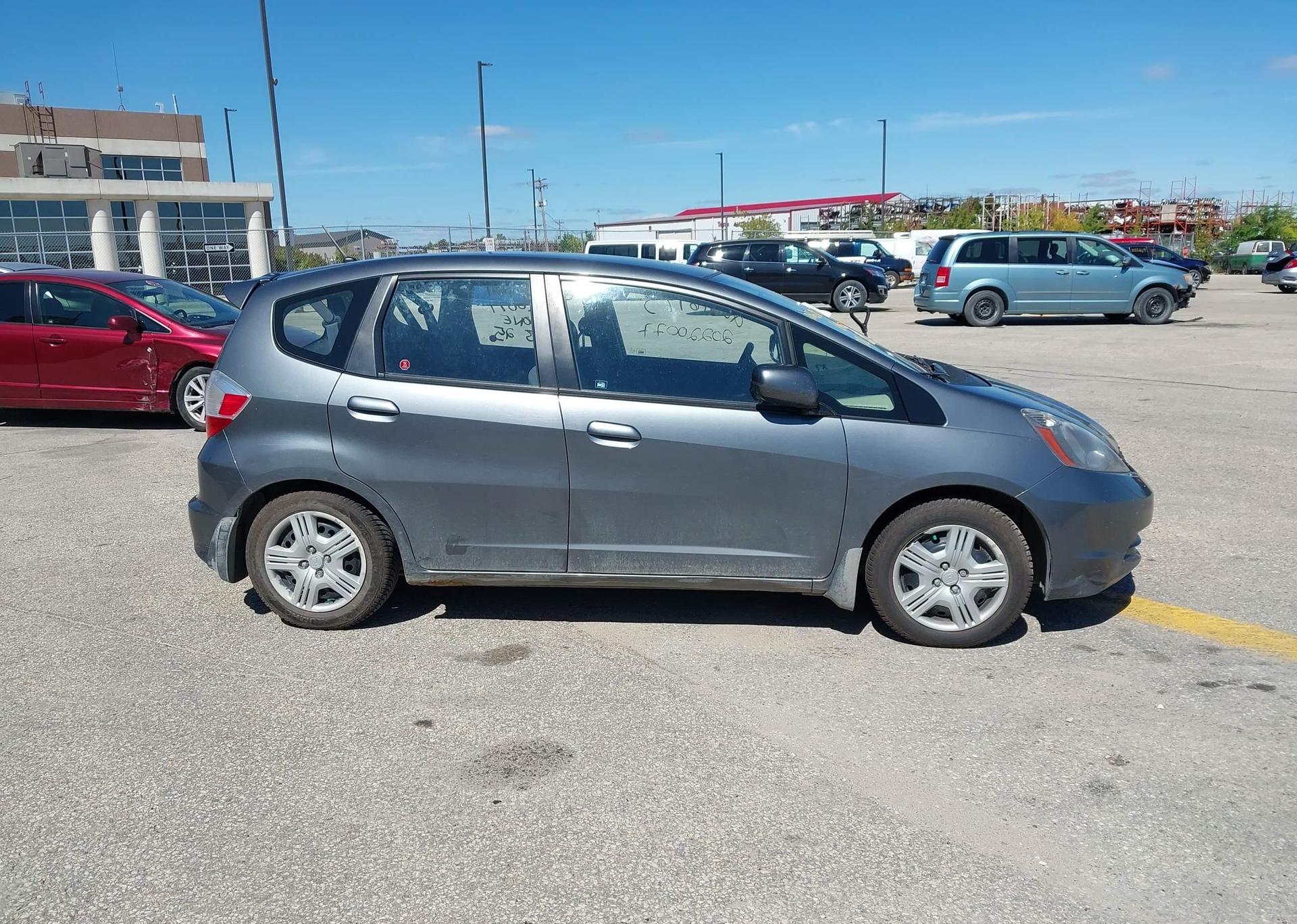 2012 HONDA FIT LX