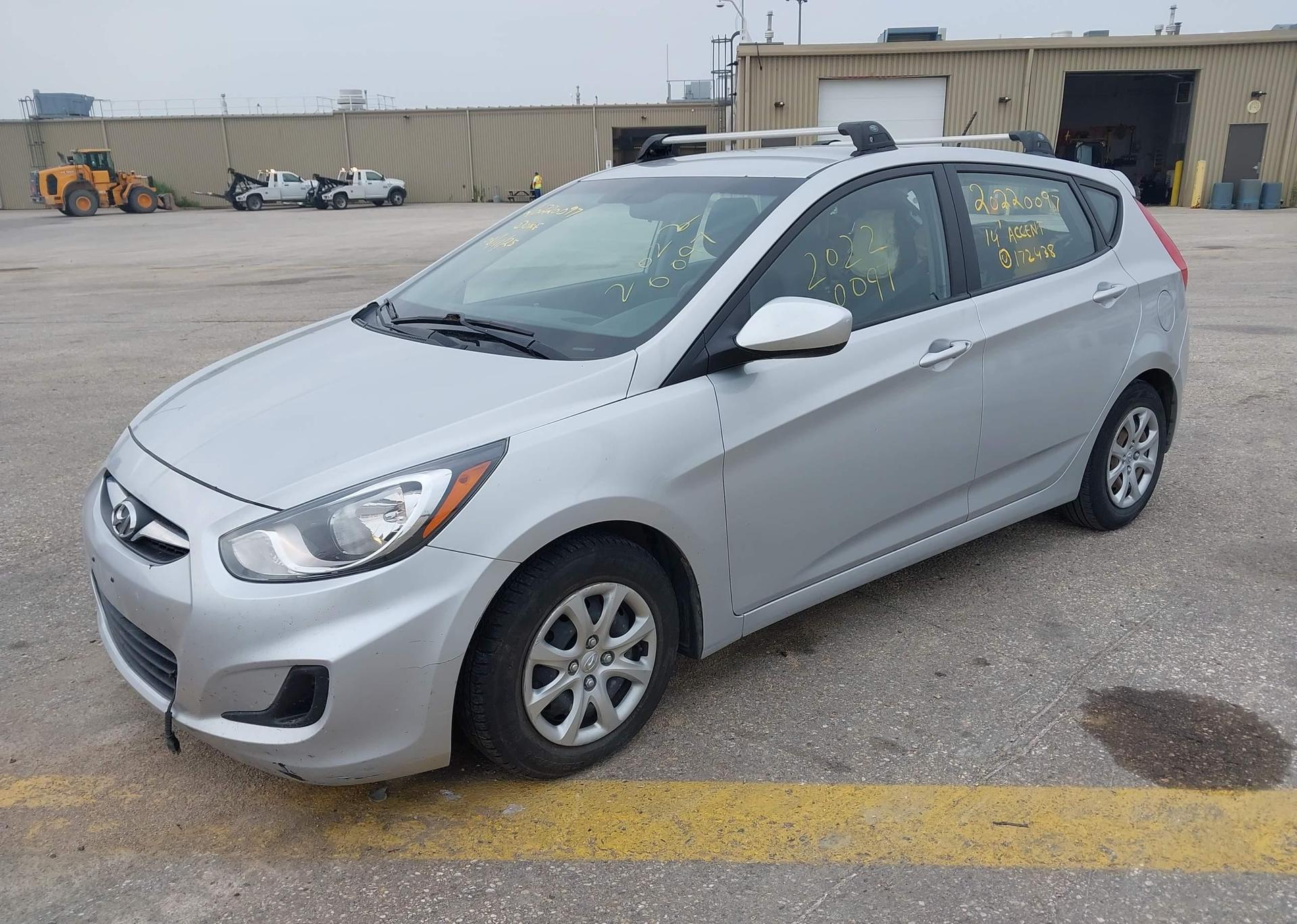 2014 HYUNDAI ACCENT GL